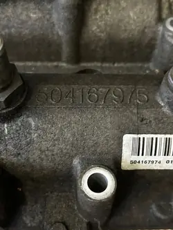 Couvercle de soupape 504167975 Fiat Ducato 3 III 2.3 JTD