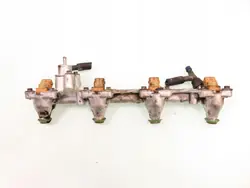 Carril de inyectores Ford Mondeo MK1 OEM 938F-9D280-AA