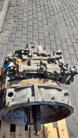 Boîte de vitesses automatique ZF d'occasion pour DAF MAN IVECO