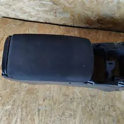 Renault Kadjar konsolin käsinoja OEM AZF2390