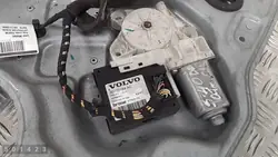 Régulateur de vitre Volvo S40 OEM 8679083 - Occasion
