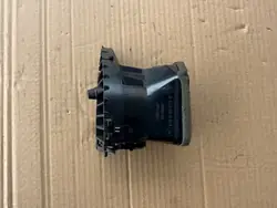 Grelha de admissão de ar direita OEM A4478300654 Mercedes Vito 447