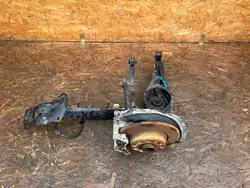 OEM ZWROTNICA WAHACZ LEWY TYŁ VW TIGUAN II AUDI Q3 8U