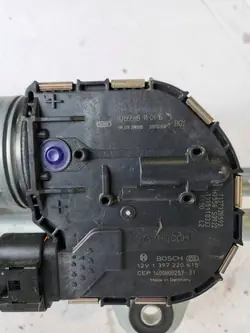 Audi Q3 8U Scheibenwischermotor Europa 8U1955023