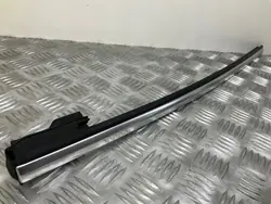 Audi A5 bakrutslist OEM 8F0853764D