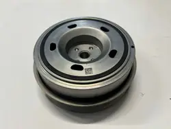 Mercedes Vääntövärinävaimennin OEM A2820350600