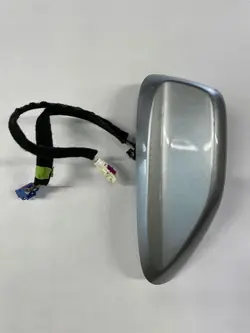 Antena GPS (barbatana) usada OEM P6DE46JSCAA para Dodge