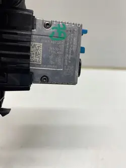 MINI USB-pistorasia OEM 5A27DE6 - Käytetty