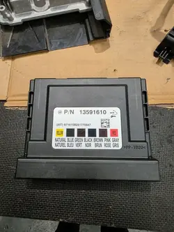 Module Confort OEM 13591610 pour Opel Astra J FL