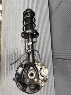 Support d'amortisseur avant gauche Toyota Yaris IV OEM YARISIVZWROTNICA