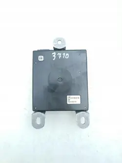 Mercedes-Benz A2148208200 Antennförstärkare Begagnad