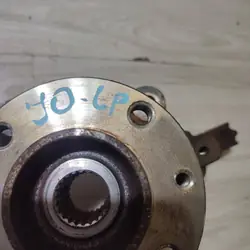 Moyeu de roue avant OEM 28823 côté gauche Dacia Jogger