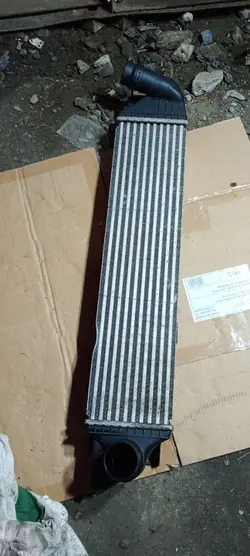 Intercooler Renault OE usado OEM CHŁODNICA POWIETRZA