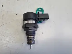 AUDI A6 C6 3.0 TDI Fuel Pressure Regulator 057130764B