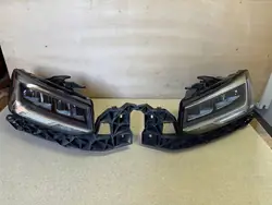 AUDI Q2 81A Faros Delanteros Izquierdo Derecho Completo LED