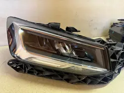 AUDI Q2 81A Lampes Avant Gauche Droite Complètes LED