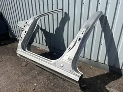 2015 Nissan Qashqai Front Threshold