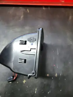Bakre Askfat OEM 3V08632849B9 för Skoda Superb III