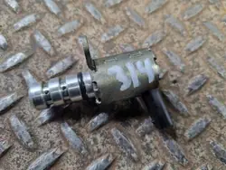 Audi OE 06K 115 243L Öljynpaineventtiili - Käytetty