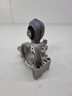 Lagervoering Mercedes-Benz CLA C118 A2822232600