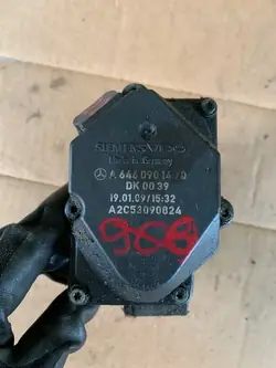 Corps de papillon Mercedes-Benz 906 2.2 OE A6460901470
