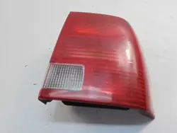 Luz Trasera Derecha VW Passat B5 Sedán