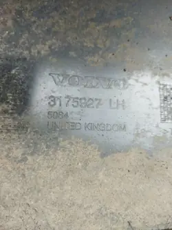 Linker Trittstützenhalter OEM 3175927 für Volvo FH 12/13