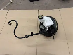 OEM R2X6-2B195-AC Bremskraftverstärker & Pumpe für Ford Courier