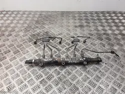Carril de combustible Volvo V70 OEM 0445215010 - Usado