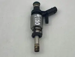 Iniettore AUDI Q2 06L906A02