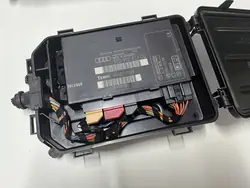 Comfort Module Audi A4 B6/B7 1.9 TDI OEM 8E0959433CQ