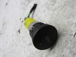 12V Steckdose OEM 1111 für Ford Fiesta MK8 HB