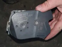 Corps de papillon OEM 06F133062B pour moteurs 2.0FSI