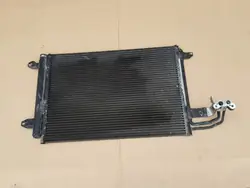 Ilmastointikondensaattori 1.6 MPI 2.0 TFSI 1.9 TDI 2.0 TDI 1K0820411