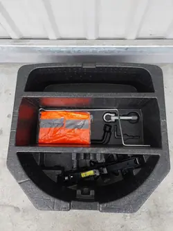Kit de Reparación Toyota Avensis T27 - Insertar Poliestireno