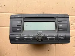 Skoda Radio OEM 1Z0035161A för Octavia II 2004-2008