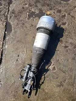 Mercedes-Benz E W213 2017 Främre Luftfjäderben OEM