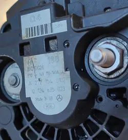 ALTERNATEUR MERCEDES W219 W211 R230 W251 R171 W209 A2721540102