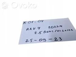 Prise USB Toyota OEM 8553242050 pour RAV4 XA50