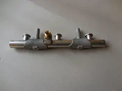 Carril de inyección VW Audi OEM 06E130089AA Usado