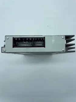 Amplificateur Dodge OEM 68303976AB pour Challenger 3.6L