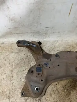 Motorquerstrebe OEM 62401-A6400 für Kia Ceed II