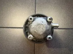 Bomba de direção assistida VOLVO V70 30741121