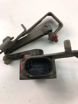 Capteur de Niveau Phare Arrière OEM 32212658 Volvo XC40
