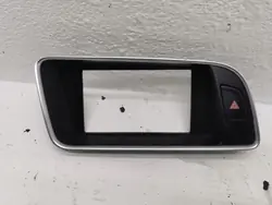 Audi Q5 navigationsskärmram OEM 8R1857186S