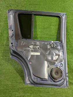 Porta Traseira Esquerda OEM CSC28552 Nissan Pathfinder R51