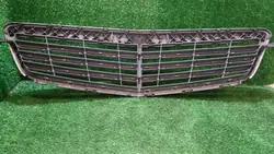 Grille Mercedes W124 OEM 123XX - État Utilisé