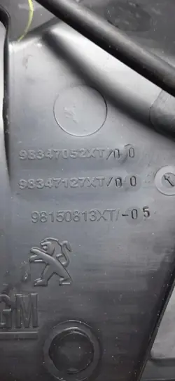 Övre nedre vindrutetorkararm OEM 7105009 Peugeot 3008 II