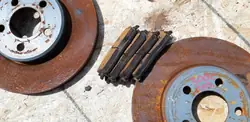 Jarrulevy-matto-sarja OEM 457877_21 Chrysler 300:lle