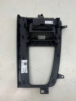 Audi A4/S4 B9 8W Mittelkonsole Aschenbecher OEM 8W2863084